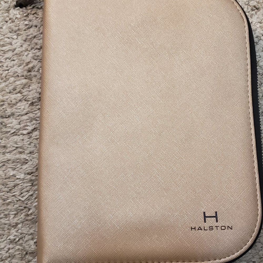 H By Halston Travel Jewelry Case